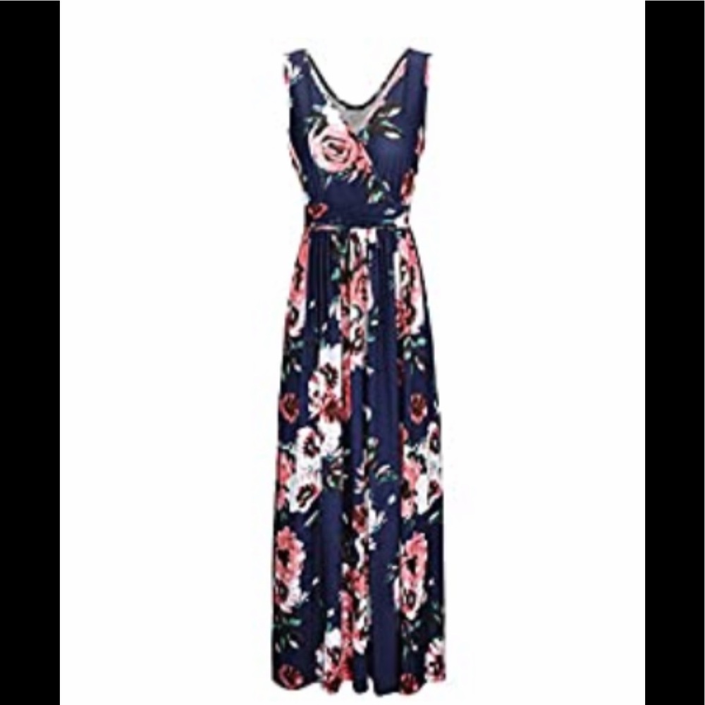 NWOT Maxi Dress with Pockets